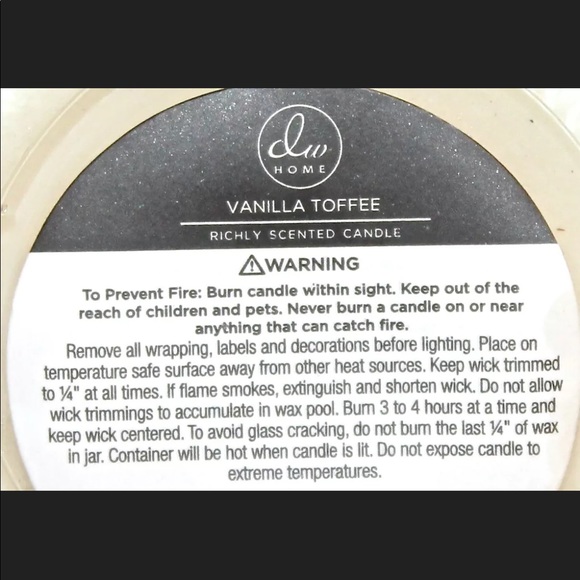 DW HOME VANILLA TOFFEE CANDLE RICHLY SCENTED NEW - Picture 4 of 4